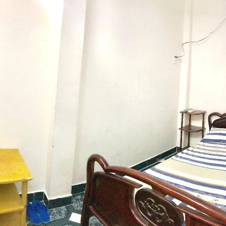 B.V.I Guest House Thành Pho Ho Chí Minh Esterno foto