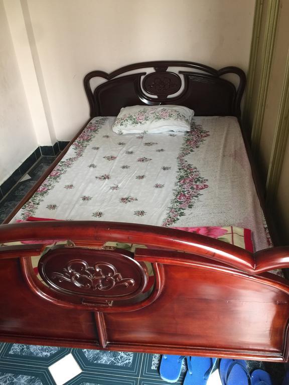 B.V.I Guest House Thành Pho Ho Chí Minh Esterno foto