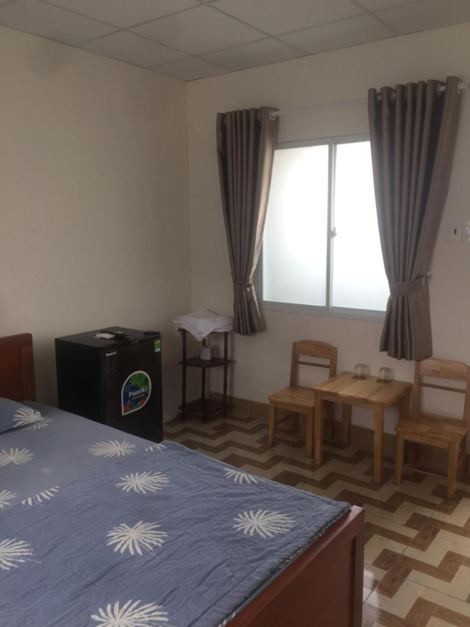B.V.I Guest House Thành Pho Ho Chí Minh Esterno foto