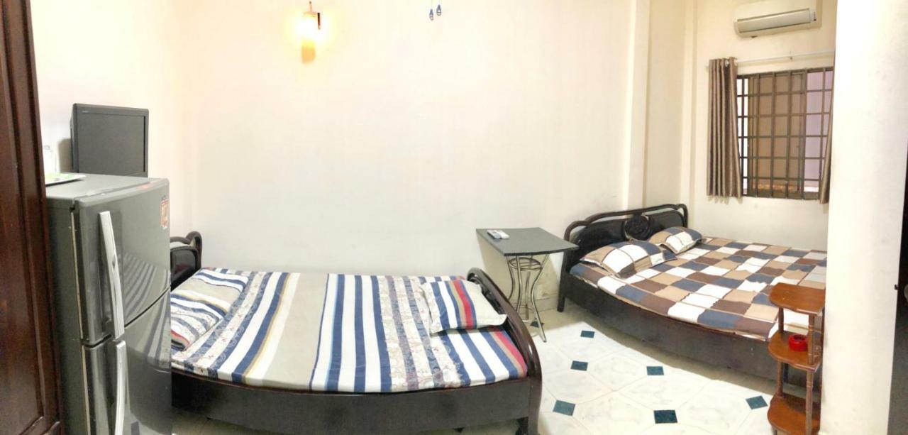 B.V.I Guest House Thành Pho Ho Chí Minh Esterno foto