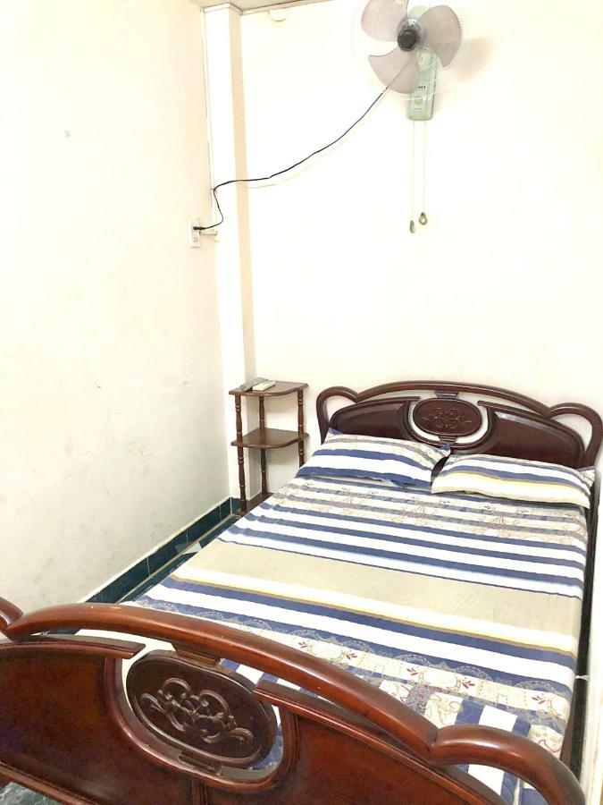 B.V.I Guest House Thành Pho Ho Chí Minh Esterno foto