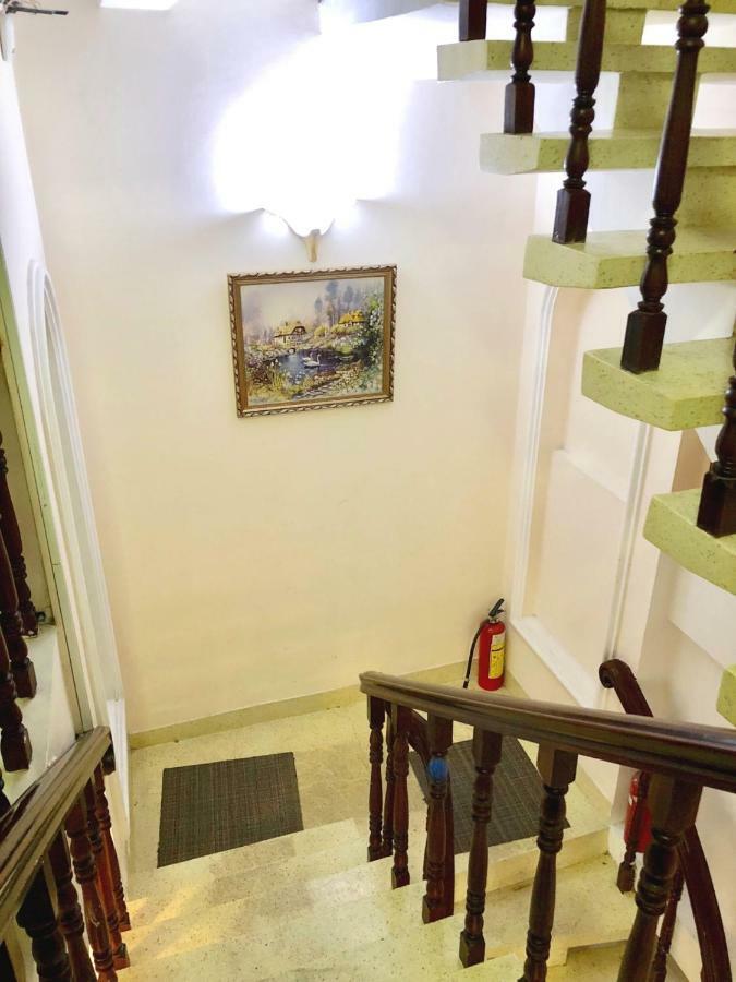 B.V.I Guest House Thành Pho Ho Chí Minh Esterno foto