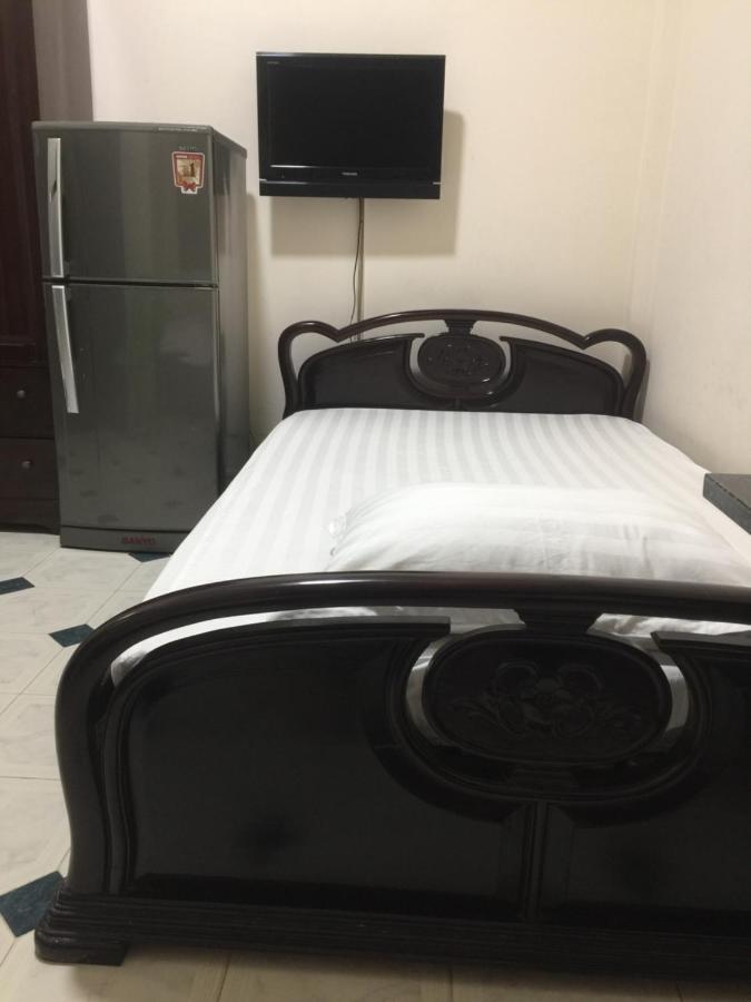 B.V.I Guest House Thành Pho Ho Chí Minh Esterno foto