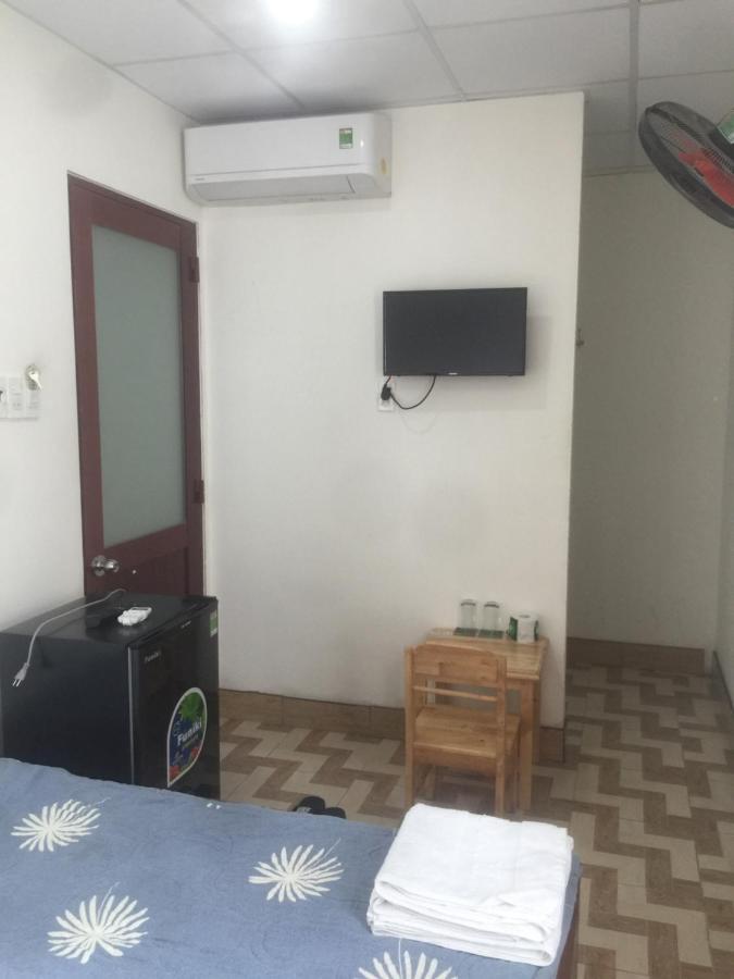 B.V.I Guest House Thành Pho Ho Chí Minh Esterno foto